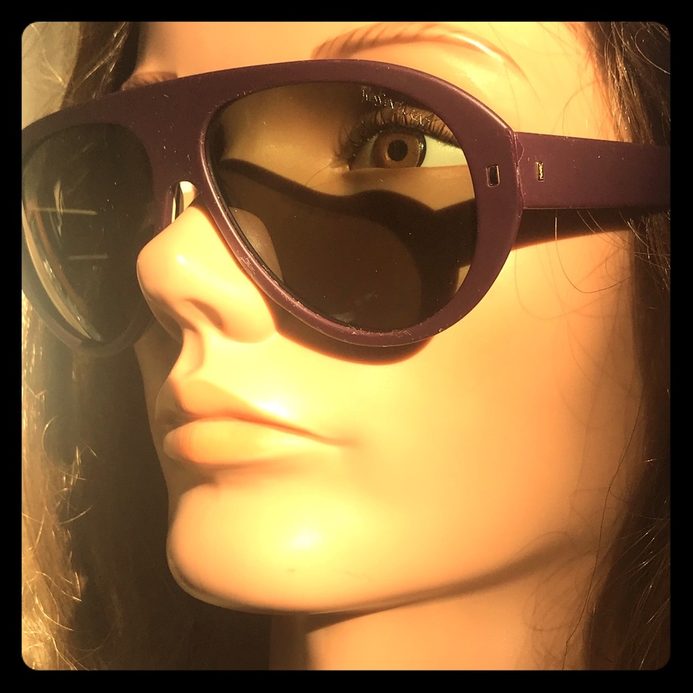 YSL Yves Saint Laurent sunglasses purple *rare* 💎